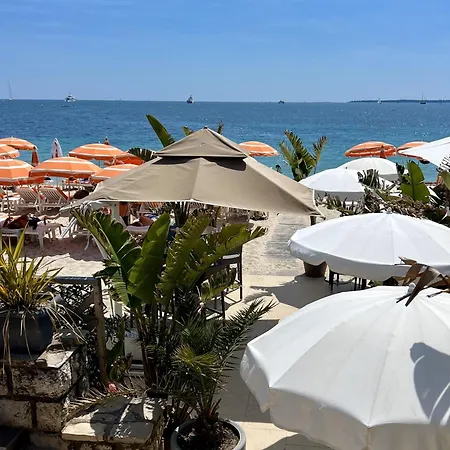 Juan 4 Prs, Clim, 300m Plage, Piscine, Parking 昂蒂布