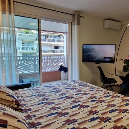 Juan 4 Prs, Clim, 300m Plage, Piscine, Parking Apartment Antibes